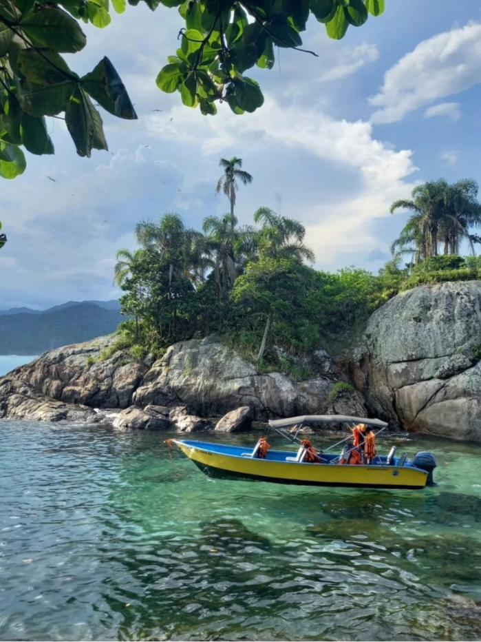 ilha-do-guarau-passeio-de-barco1